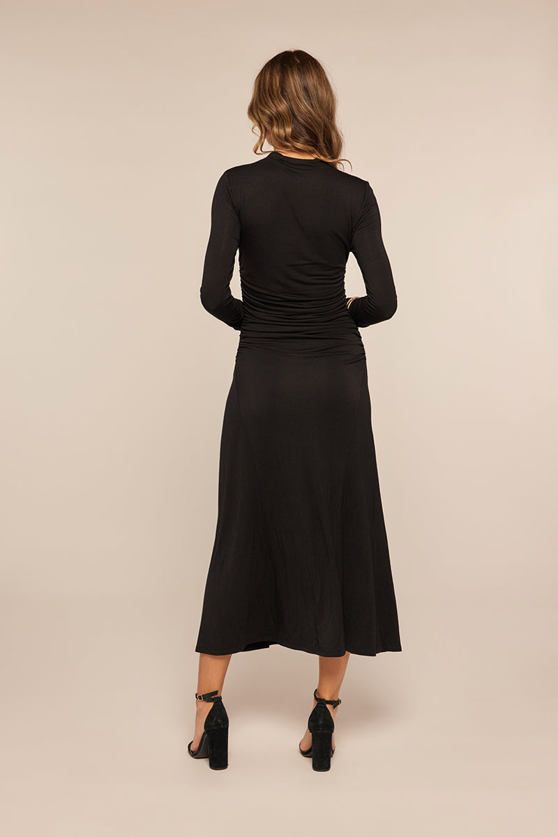 Moas Dress